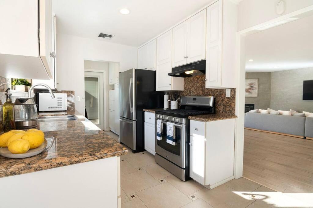 Large Home With Pool + Jacuzzi Los Angeles Buitenkant foto
